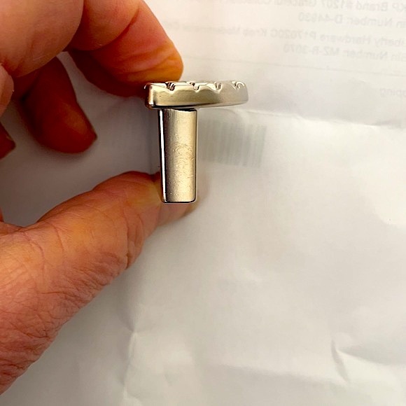NWOT. SCHAUB drawer or cabinet KNOB - Picture 8 of 12